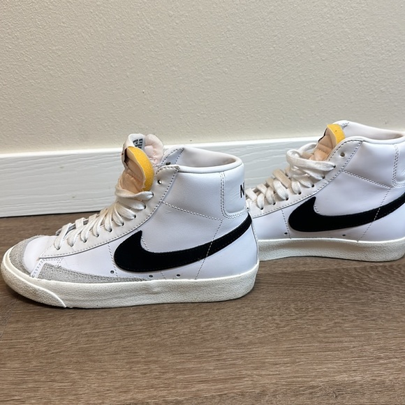 Nike Blazer Mid '77 - Picture 4 of 7